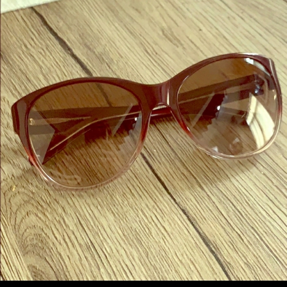 Tory Burch Statement Logo Sunglasses - Picture 2 of 2